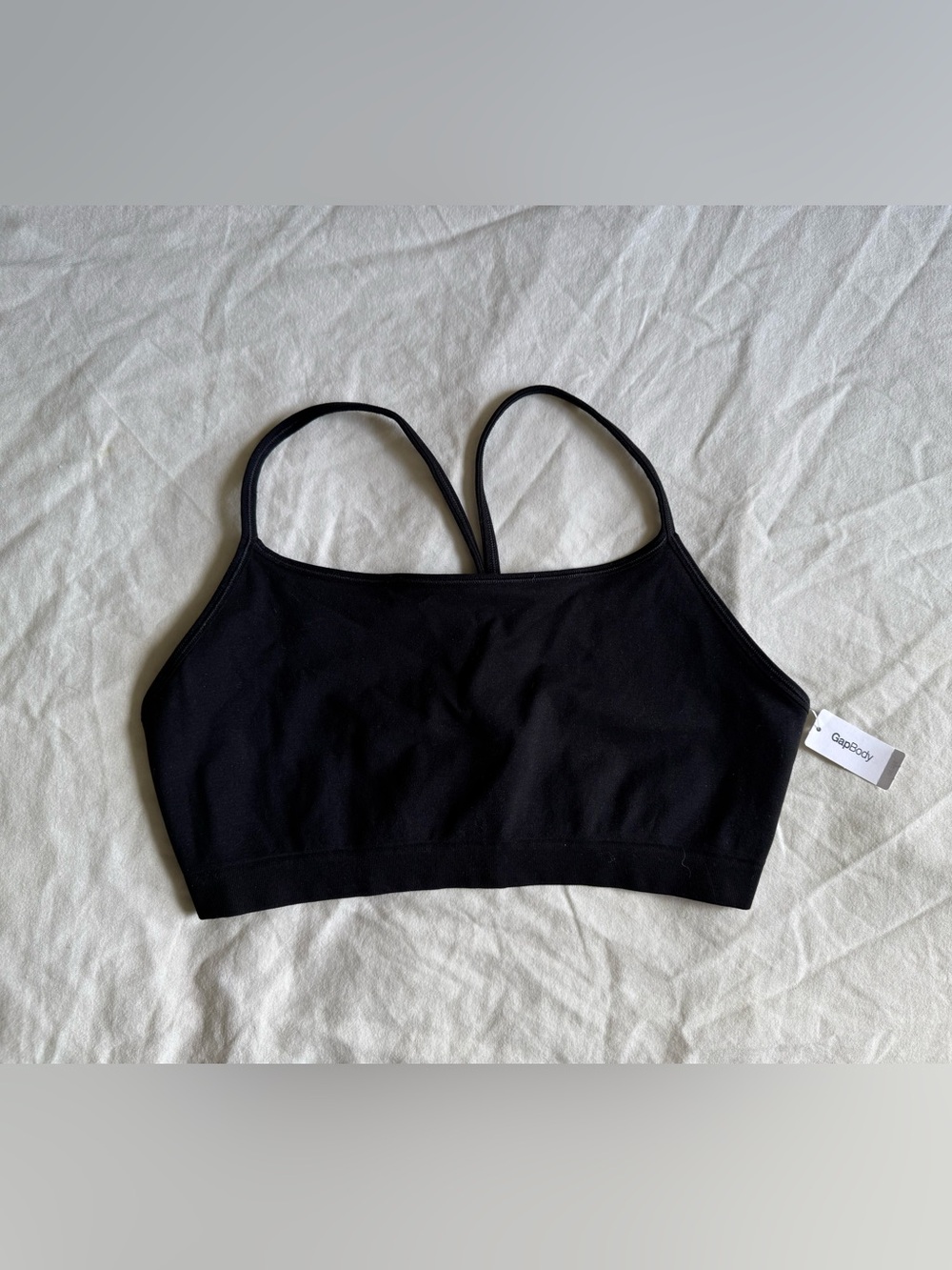 NWT Gap Body black Sports bra medium